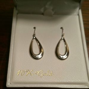 New white gold earrings